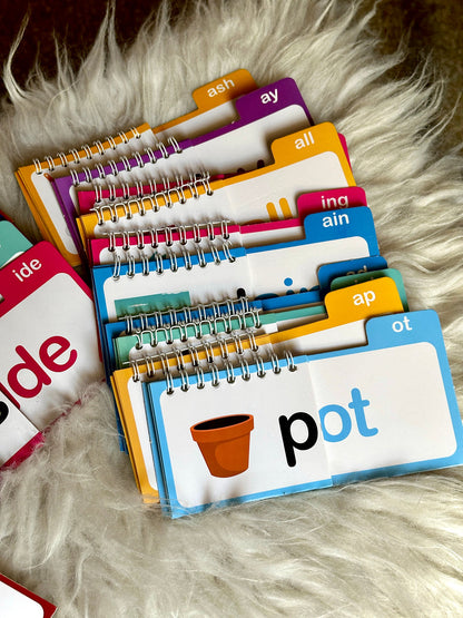 30 Read and Rhyme Flip Books - 300 Words Phonics Set