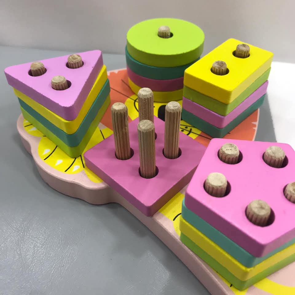 Wooden Cartoon Lion Five Sets Of Shape Blocks