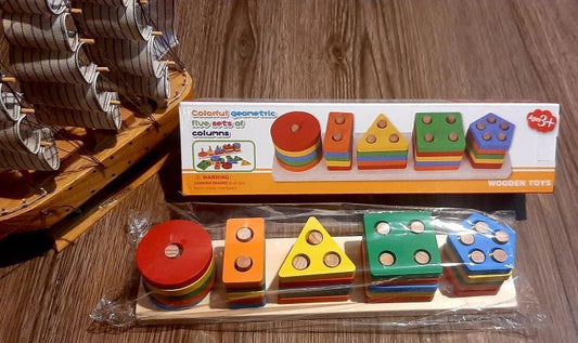 Colourful Geometric Five Sets Of Columns